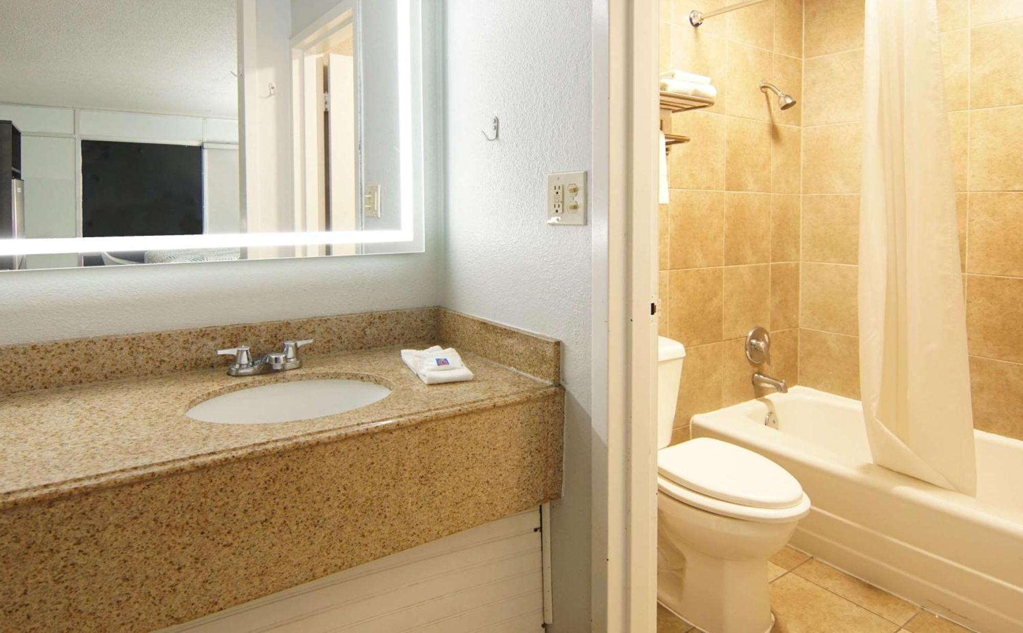 Studio 6 Mesquite, Tx Town East Экстерьер фото
